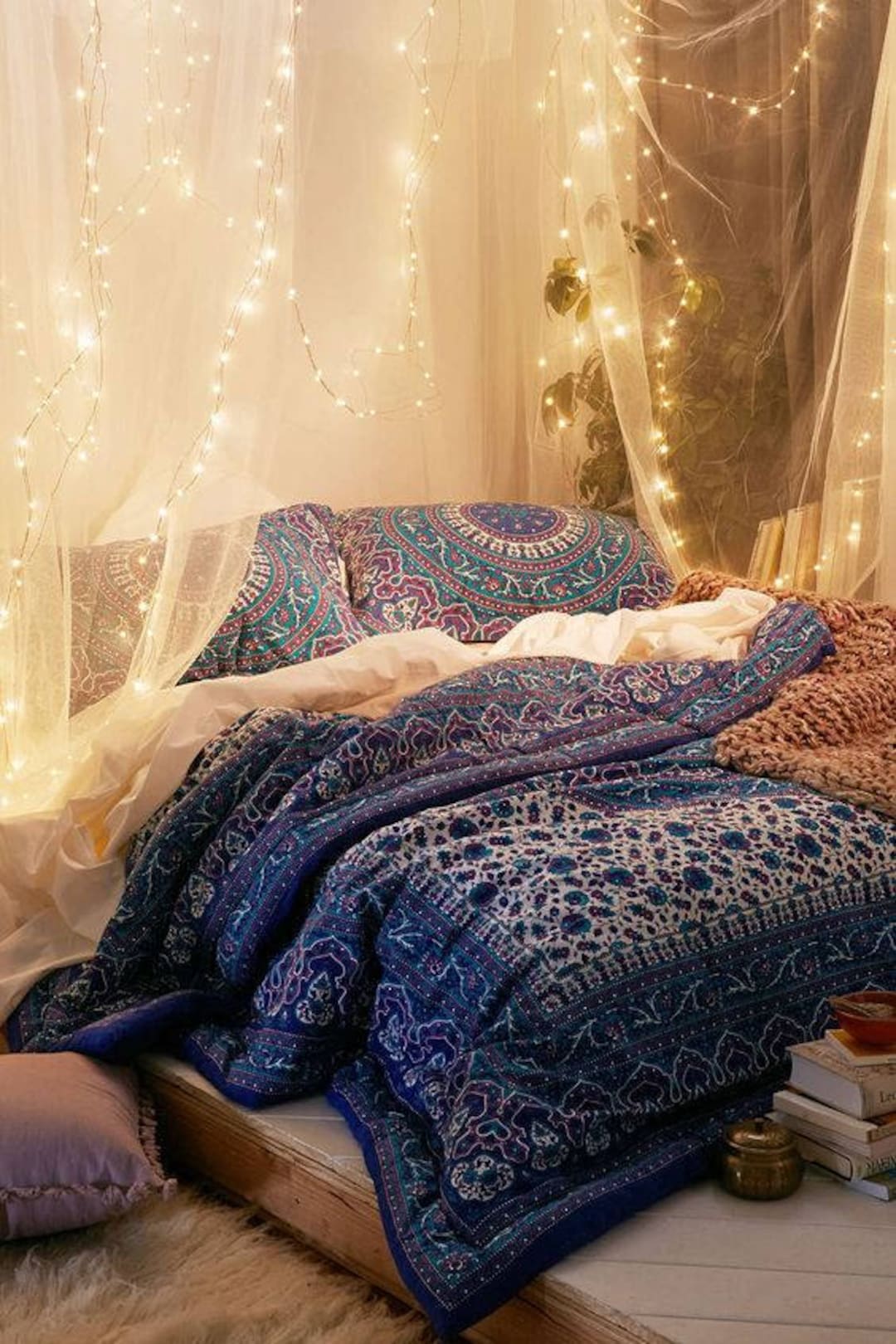 120+ eye-catching small room decor ideas with fairy lights 2023