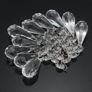 10 Pcs Acrylic Pendants/Crystal look/Hanging Garlands/ Pendants with Chain/ Clear Gems / Christmas Ornaments/ Centerpiece Jewels