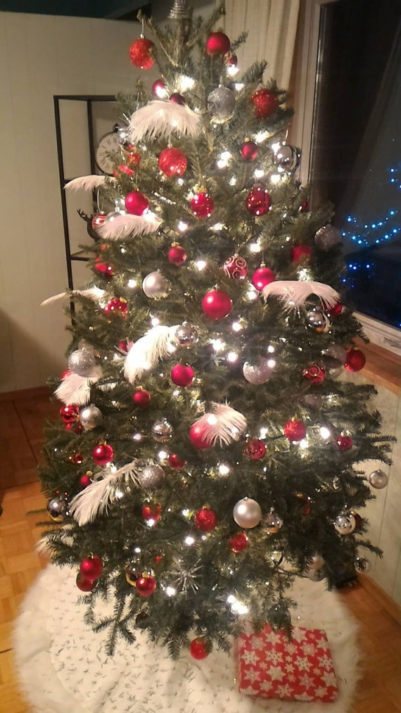 Festive Feathered Christmas Tree