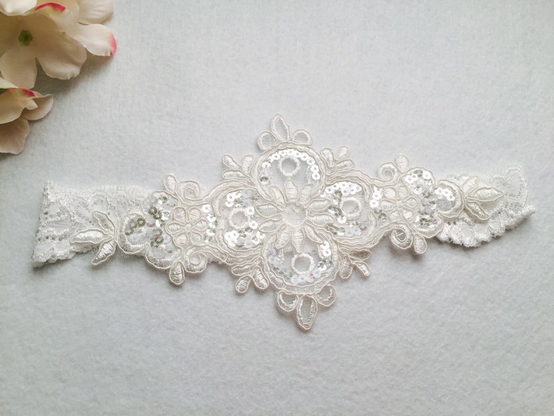 Wedding Garter , bridal garter, wedding lace garter,Ivory Lace Garter,keepsake Garter only W-Nx image 2