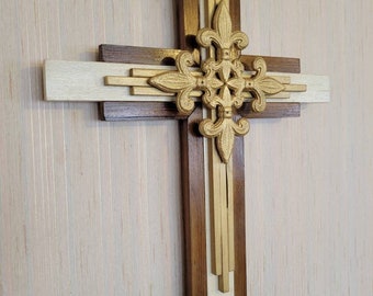 Old School Rustic Cedar Wood Cross Antique White with fleur-de-lis Wall Hanging Cross Home Decor Reclaimed Recycled Repurposed Wood Cross