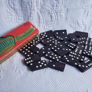 Vintage Halsam Crown Dominoes double six set