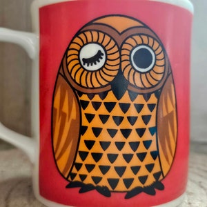 Vintage Retro style OWL MUG