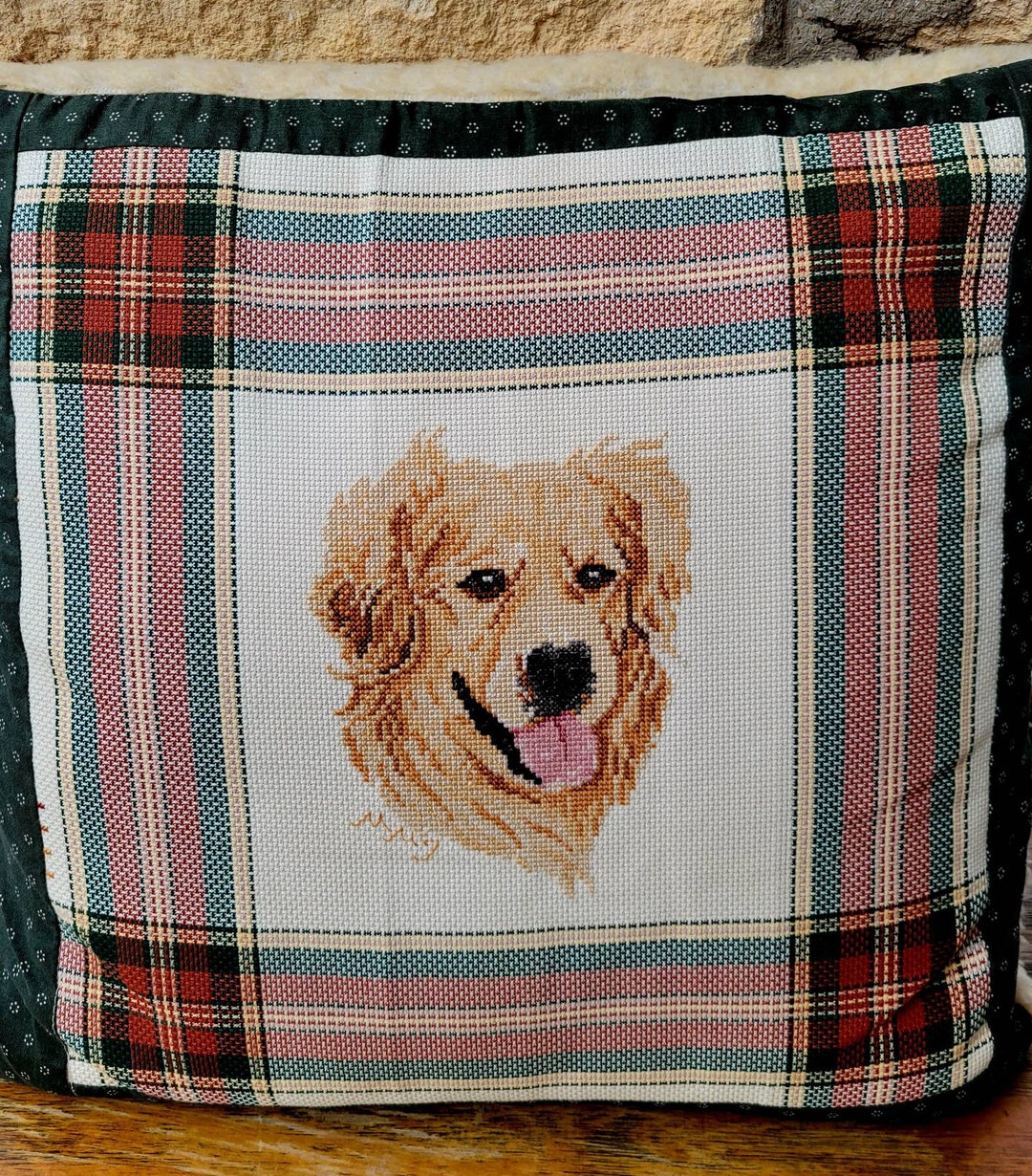 Vintage Needlepoint GOLDEN RETRIEVER Pillow Etsy