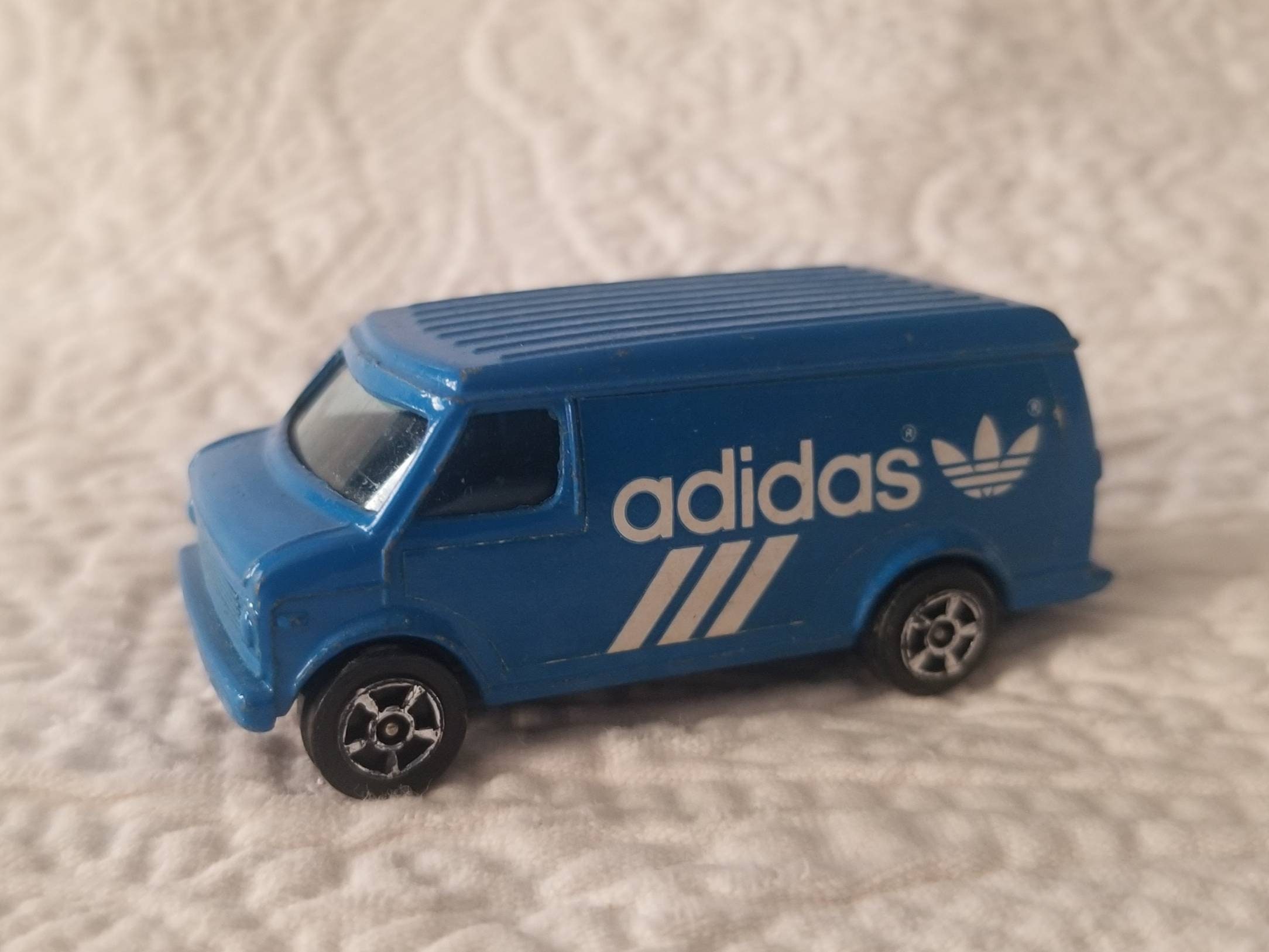 Vintage ADIDAS VAN Corgi - Etsy