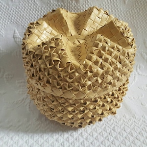 Vintage star of David lidded basket