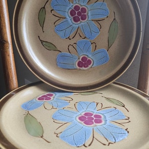Vinatge Hearthside plates SOLD SEPARATELY