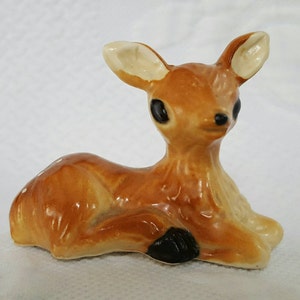 Vintage Victorian Ceramics Deer fawn