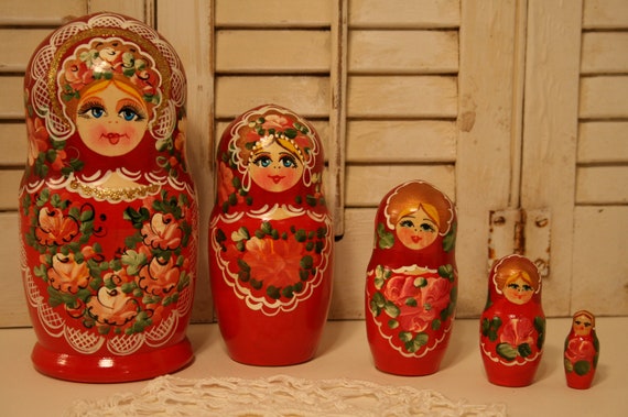russian dolls babushka and matryoshka