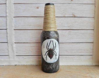 hand-painted bottle black widow spider full moon bottle black white decor decoration handmade home decor art artwork on beer bottle