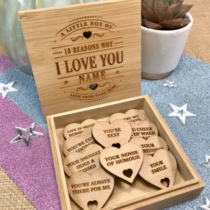 10 Reasons Why I Love You Bamboo Box and Personalised Hearts - Birthday, Anniversary, Valentines Day Gift, Boyfriend Girlfriend Wife Husband