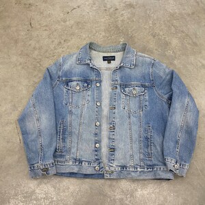 Lucky Brand vintage Y2K jean jacket