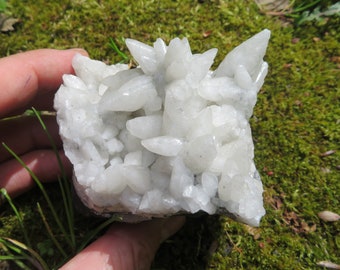 Dog Tooth Calcite on matrix 8cm x 7,5cm x 6cm ca. 440 grams stones psy hippie goa deco minerals decoration rocks healing stone esoteric