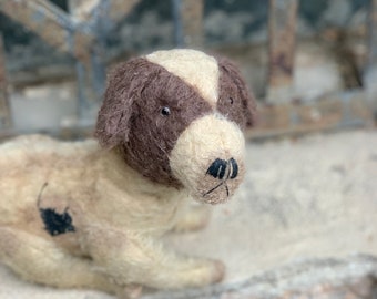 Adorable jouet pour chien terrier vintage en paille de mohair fabriqué à la main