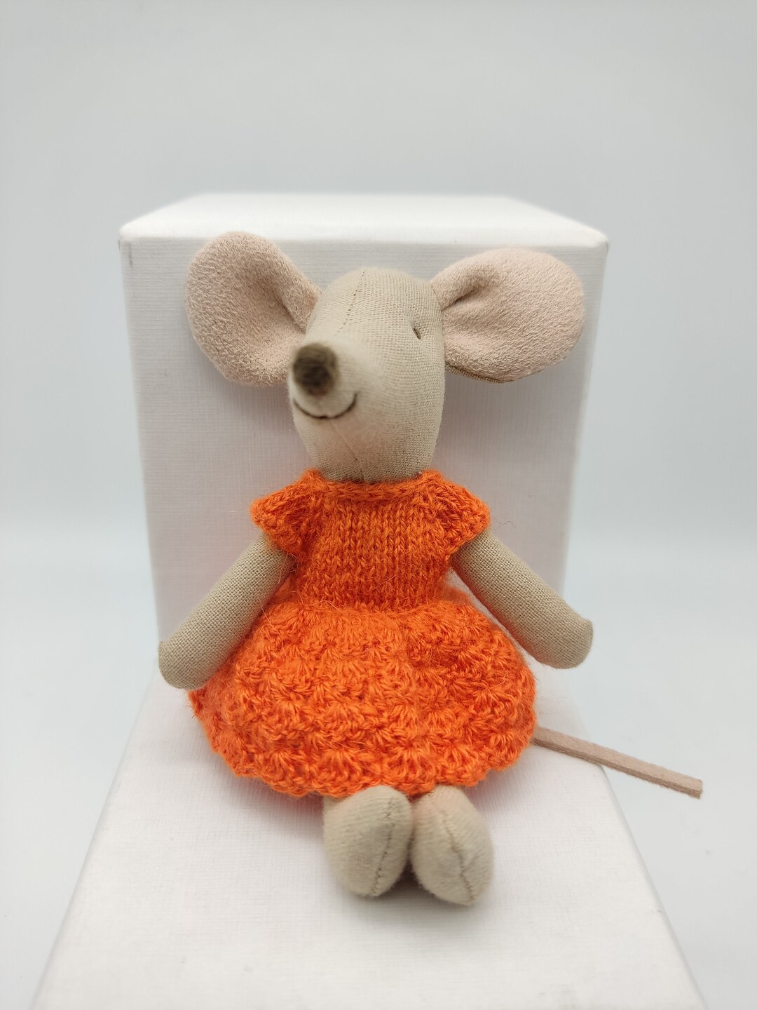 little-sister-mouse-clothes-dress-for-dollhouse-mice-etsy
