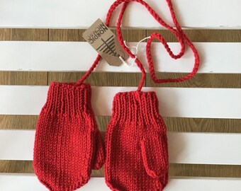 Mittens on a string- Red