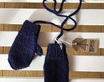 Mittens on a string- Navy