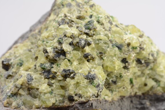 Peridot rocks 2024