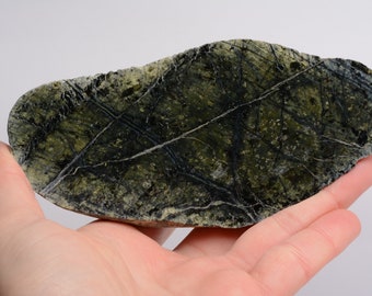 Scottish SERPENTINITE ROCK Snake stone Natural Crystals Mineral Rough Raw Geological Sample Scotland UK DA269