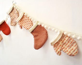 Patrón de costura para guirnalda de manoplas y calcetines navideños (PDF)