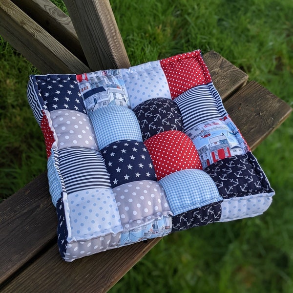 Square Patchwork Quilted Cushion SEWING PATTERN