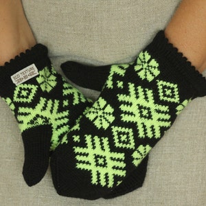 Hand knitted wool mittens.Warm mittens.Double mittens.Mittens with lining .Black with neon green .Cristmas gift .Unisex mittens.