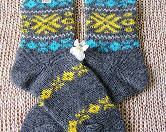 Hand Knit Wool Socks Christmas Reindeer Scandinavian Nordic Knit Wool SocksHand Knit Wool Socks patterned socks Christmas