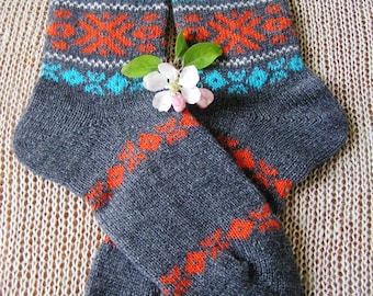 La main tricot laine chaussettes Noël renne scandinave nordique tricot laine SocksHand tricot chaussettes en laine à motifs chaussettes Noël