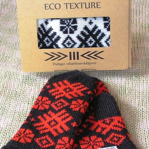 Hand knitted wool mittens.Warm mittens.Double mittens.Mittens with lining .Black with white star ornament.Cristmas gift .Unisex mittens.