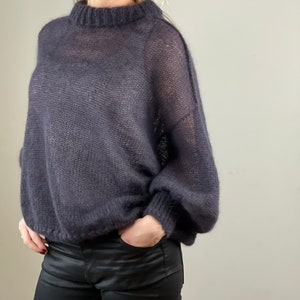 Übergroßer Pullover mit auffälligen Ballonärmeln, Einheitsgröße, dunkelblauer Pullover Bild 7