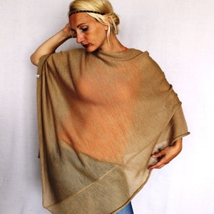 Women Poncho Merino wool sweaters Pure New Wool Cape women&#39;s Coat Bordeaux Wool Poncho Feminine beige light brown exclusive hippie style
