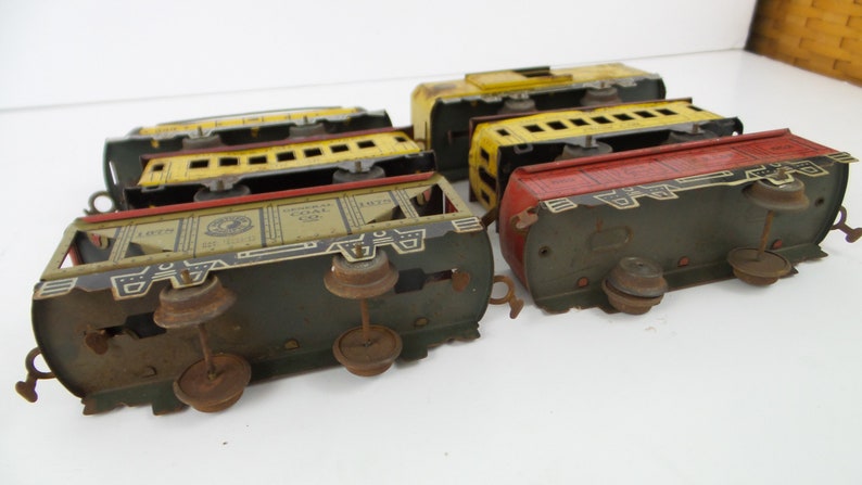 Early 1950/'s HO Gauge Pick /& Choose Individual Trains