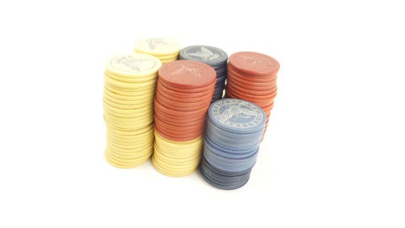 Authentic! 140 Clay Eagle Poker Chips