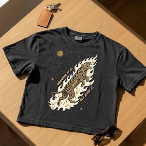 Fierce Tiger Comfort Colors Tee | Retro Go Get 'Em Tiger Women's Cropped Boxy Shirt