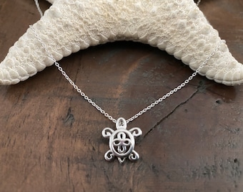 STERLING SILVER Sea TURTLE Necklace / Sterling Turtle Charm + Sterling Silver Dainty Cable Chain / Sea Turtle Jewelry / Beach Necklace