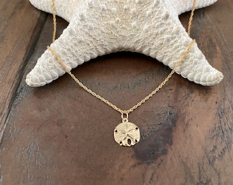 GOLD SAND DOLLAR Necklace / Tiny 14K Gold Filled Charm + 14K Gold Filled Rope Chain / Choose 16" or 18" / Beach Wedding / Bridesmaid / Sea