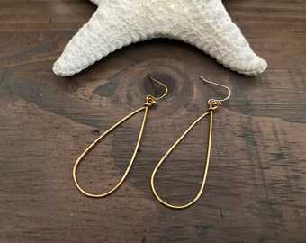 GOLD HOOP EARRINGS / Gold Filled Earwires + Antique Gold Artisan Wire Teardrop Loops / Gold Hoops / Gold Earrings / Artisan Earrings
