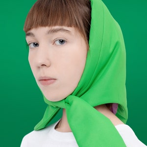 Hoofddoek van gewatteerd kussen in groen; sjaal gewatteerde omslagdoek puffer, modesjaal 2022, modesjaal babyska-stijl gewatteerde hoofddoek-handgemaakt