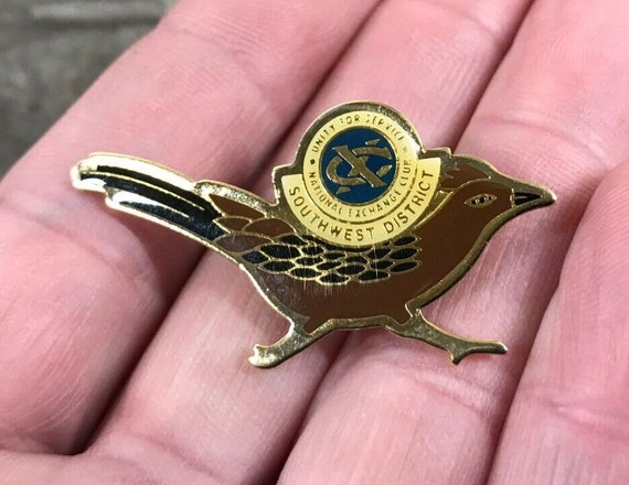 Southwest District Unity for Service National Exchange Club Roadrunner Lapel Pin View 2