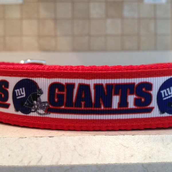 New York Giants Sports Football Dog Collar 1" M, L, XL Dog Collar and optional matching leash  (ALL SIZES)