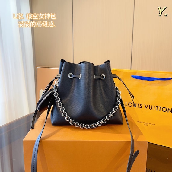 2023 Fashion Classic Women bag shoulder bag Tote … - image 1