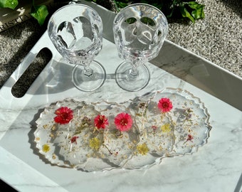 4 Handmade Resin Dried Flower Coasters with Gold Flakes Resin Coaster - Home Decor Gift Set of 4 - Pink Flowers