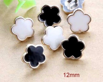 Flower Plastic Buttons, 12 mm Flower Blossom Buttons, Sewing Buttons, Garment Buttons, Black & White Buttons, Clothing Focal Buttons