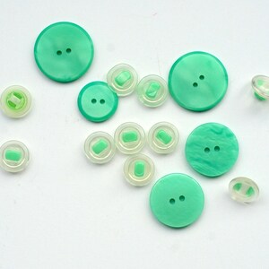 Plastic Buttons, Lot of Vintage Buttons, Green Buttons, Clear Buttons Set, 20 mm Buttons, Sewing Supplies, Sewing Buttons
