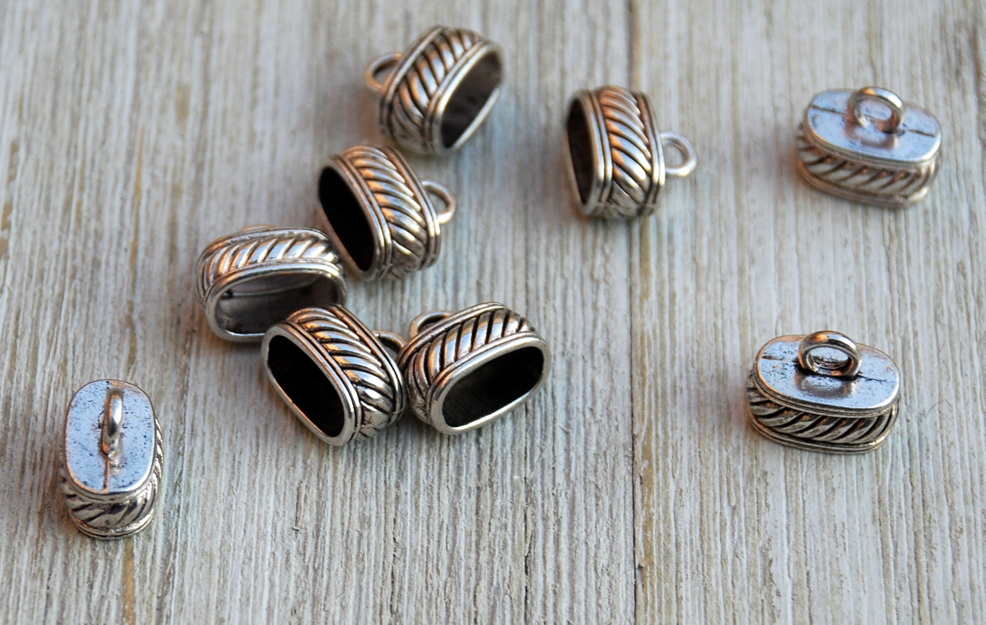 Kumihimo cord ends