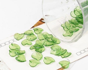 20 groene plastic bladeren, Tsjechische plastic bladeren kralen, 15 mm plastic bladkralen, matte acryl transparant groene kralen, blad charme benodigdheden