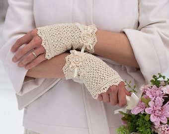 Crochet Lace Fingerless Gloves Pattern | DIGITAL PDF DOWNLOAD | Crochet Wedding Gloves Pattern, Texting Gloves, Adult Wrist Warmers Pattern