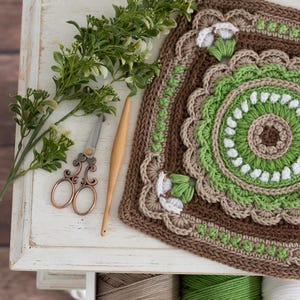 Square Crochet Pattern, DIGITAL PDF DOWNLOAD, 12-inchTextured Afghan Block, Floral Motif Tiles, Lacy Throw Blanket Design