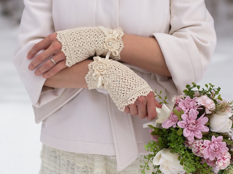 Crochet Lace Fingerless Gloves Pattern DIGITAL PDF DOWNLOAD Crochet Wedding Gloves Pattern, Texting Gloves, Adult Wrist Warmers Pattern image 1