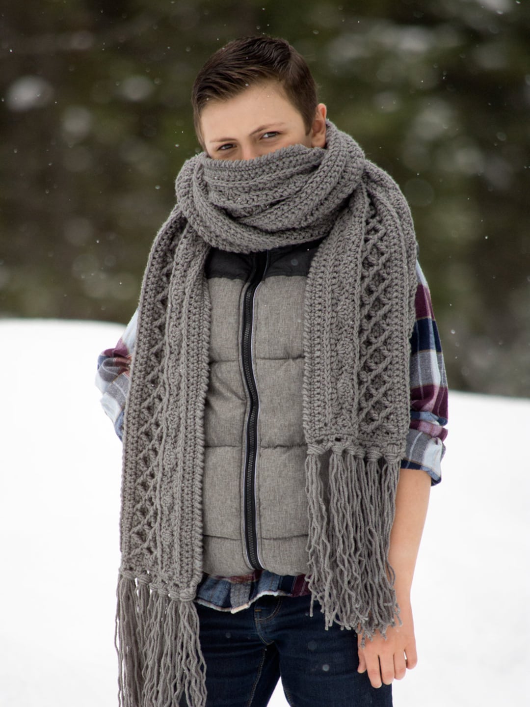 Men's Super Scarf Crochet Pattern: Long Textured Fringe Scarf